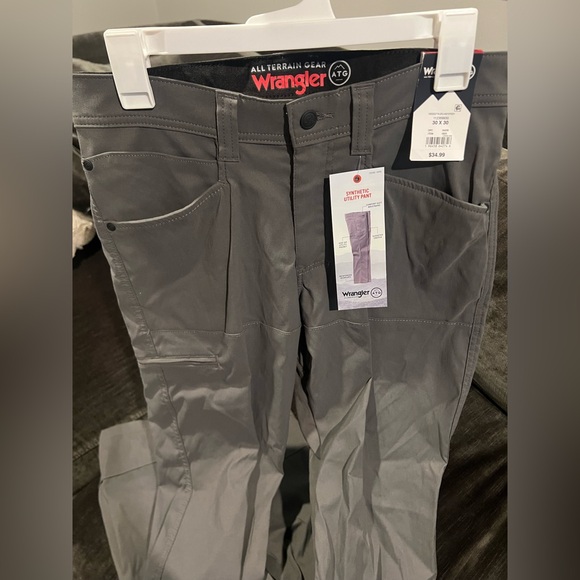 Wrangler Men's Charcoal Cargo Pants - Picture 1 of 5